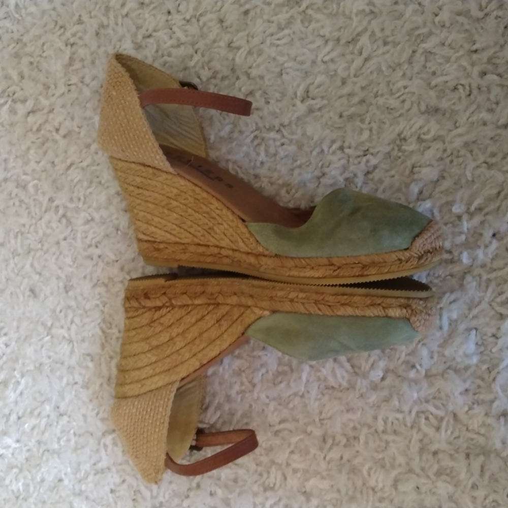 Ateliers Made In Spain Espadrilles Shoes. - Picture 5 of 9
